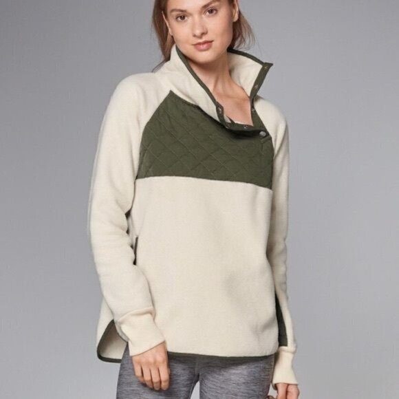 Abercrombie & Fitch Asymmetrical Snap Up Quilted Fleece Sweatshirt Size XS - Picture 2 of 11